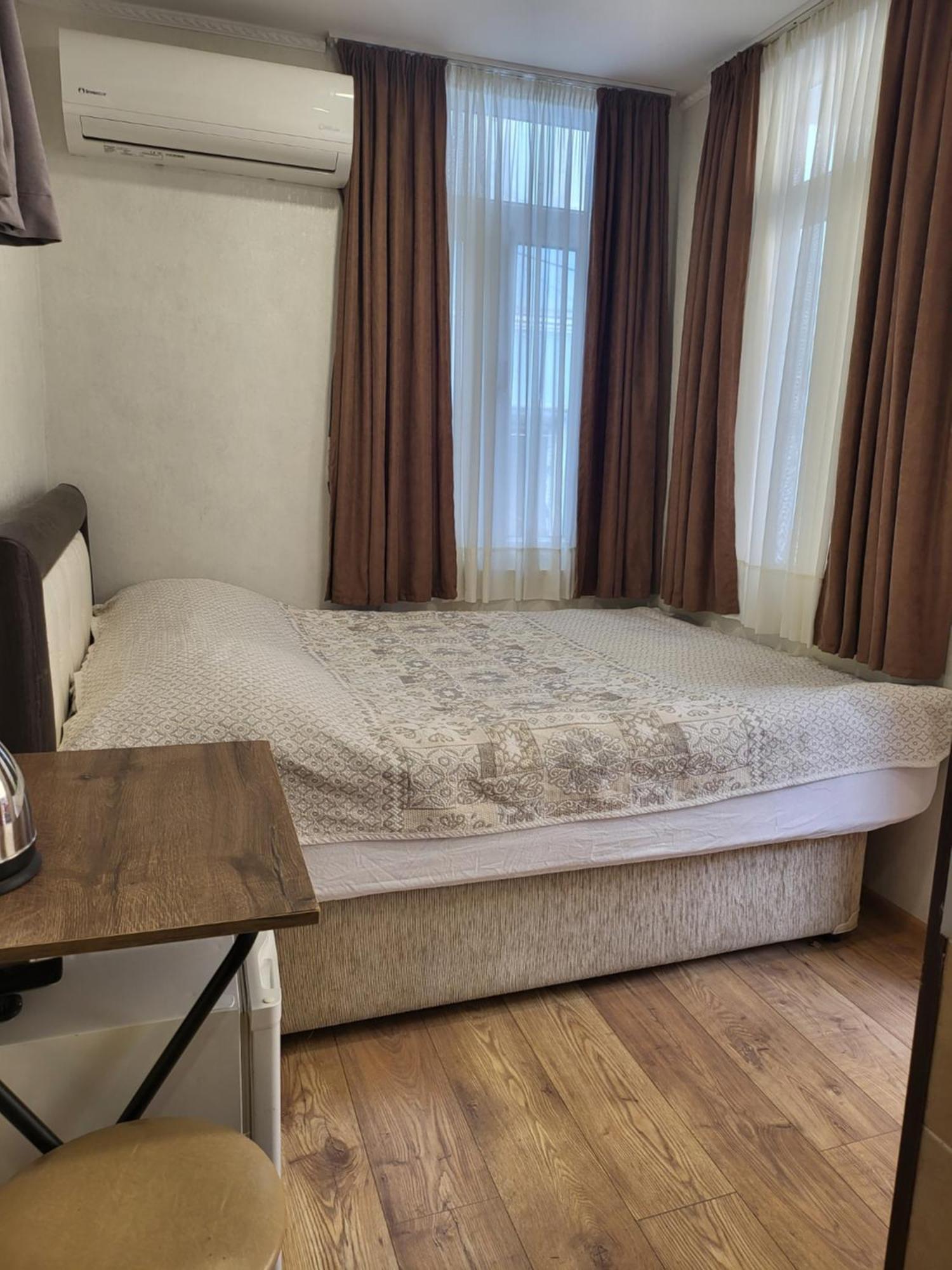 Guesthouse Sabina Tbilissi Extérieur photo